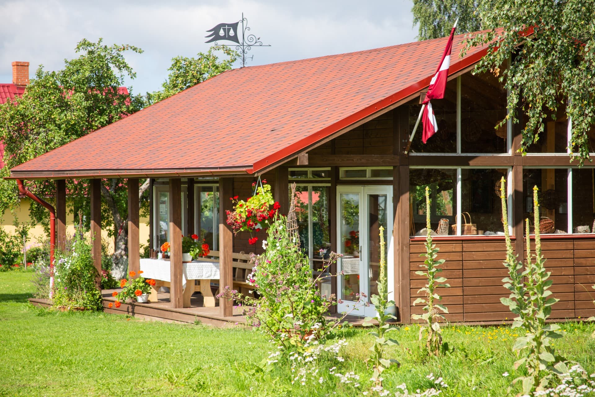 Veselības augu brīvdabas funkcionālā ekspozīcija Lādes Avotiņos