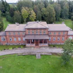 Allikukivi veinimõis